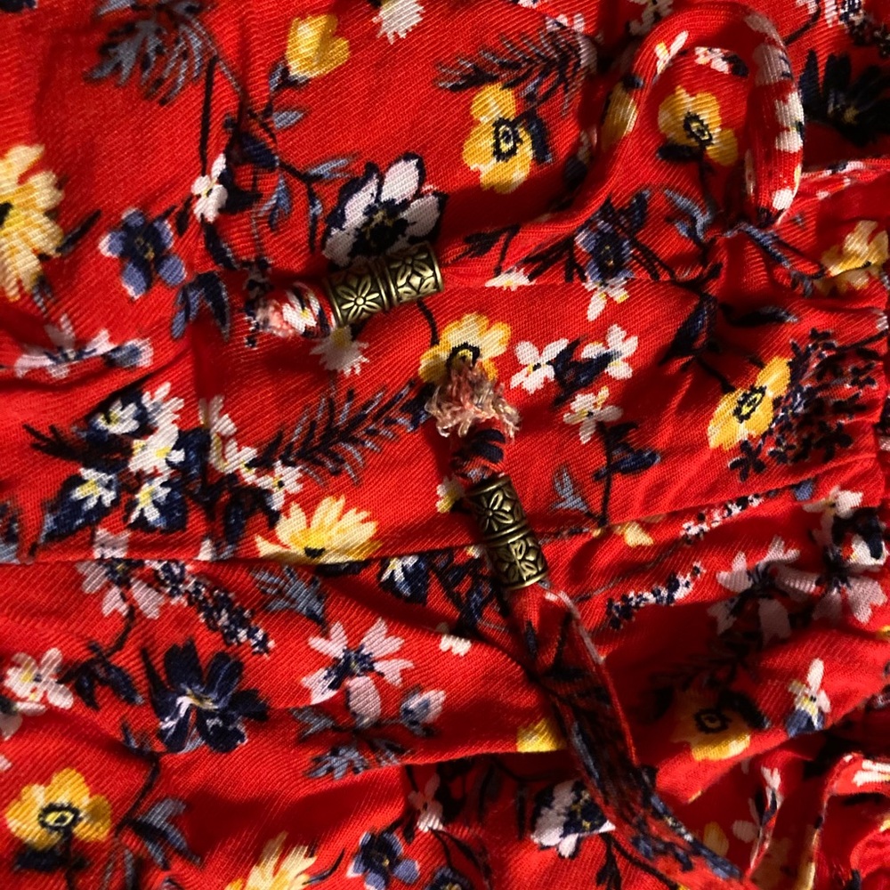 Women pink republic red white yellow floral fabric shorts size s - Picture 3 of 4